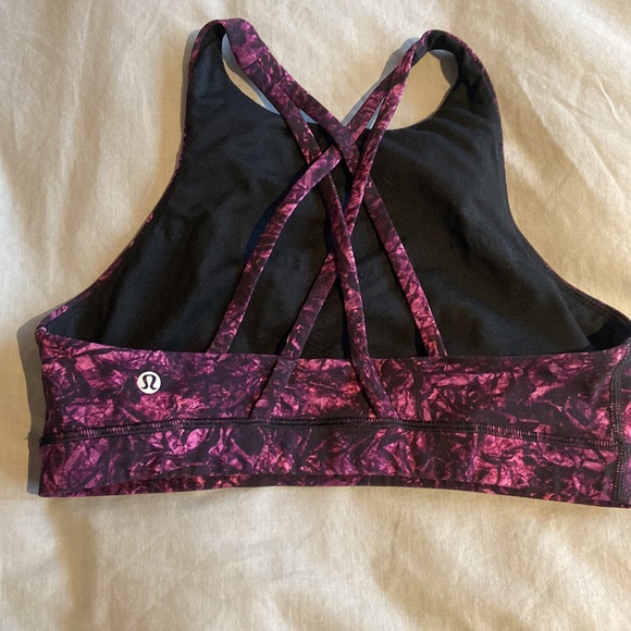 EUC lulu sports bra - Picture 2 of 3